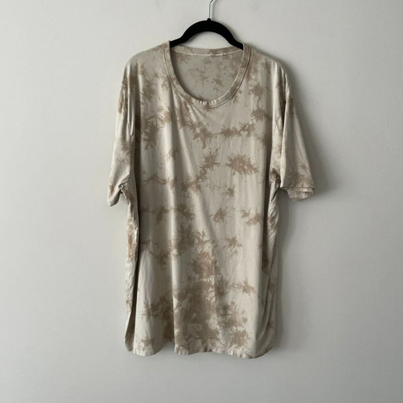 Lululemon 2021 5 Year Basic Tee *Earth Dye Crew Neck Shirt Earth Dye Sand Tan XL - Picture 2 of 7